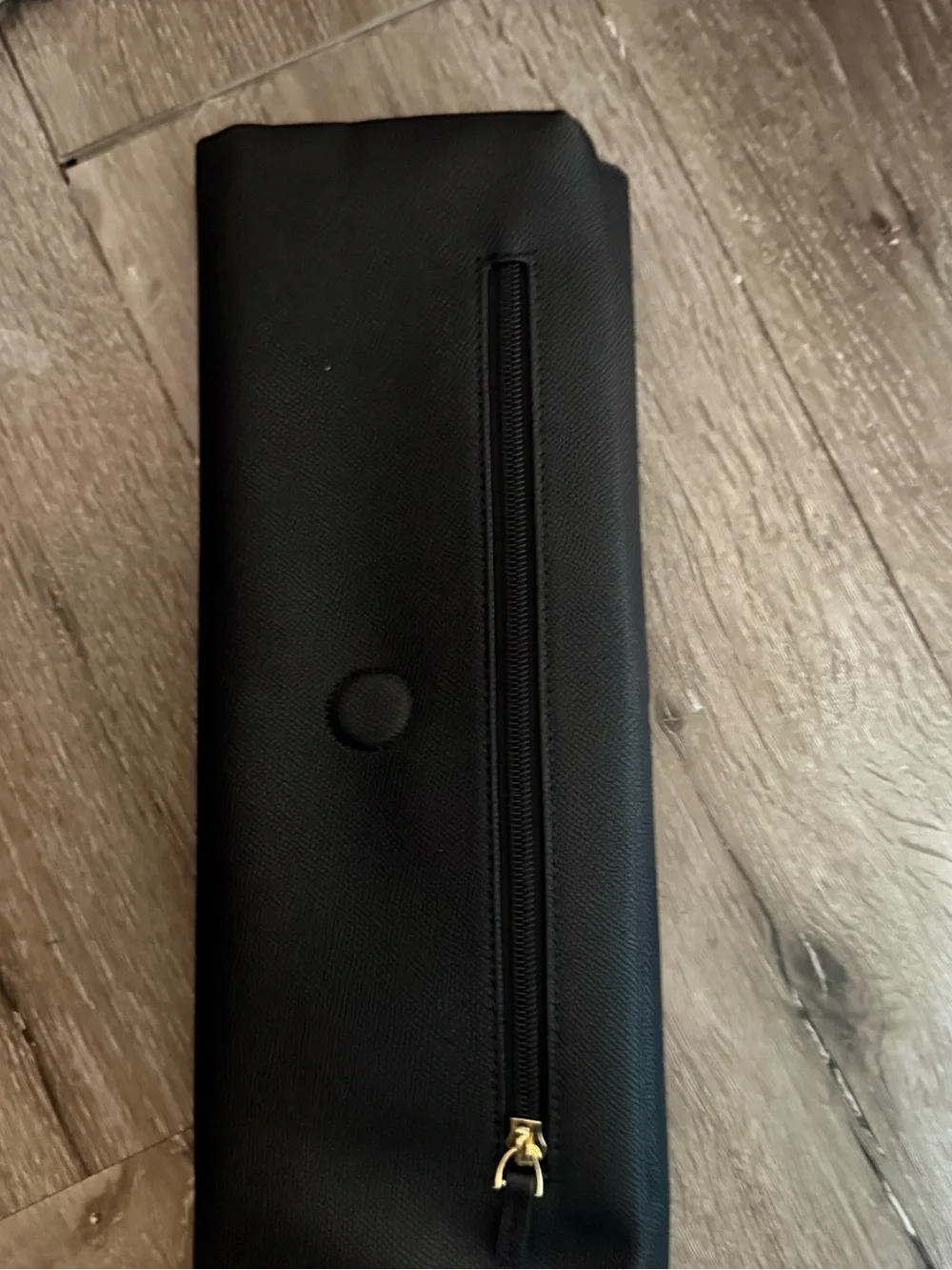 lab top carrying case, magnetic closure